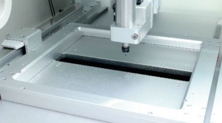 What is the difference between manual and automatic tool change? What is the difference between manual and automatic tool change?
