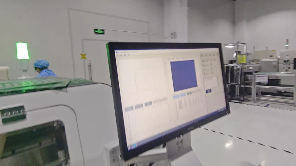 Operator display shown in the router product-page video